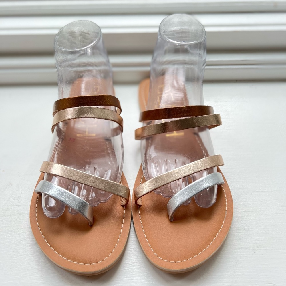 Strapped sandals